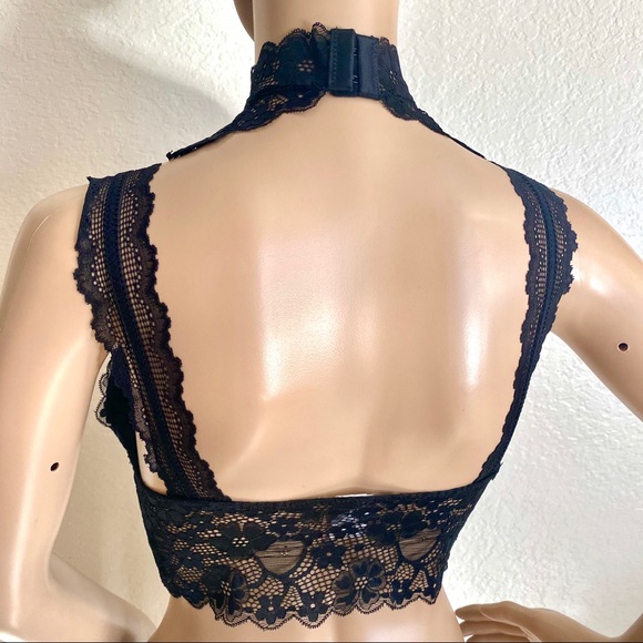 High Neck Bralette by Dynamic Seamless Apparels - Picture 12 of 16